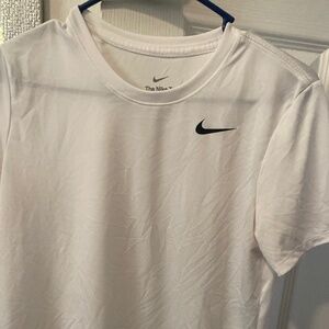 Nike tshirt